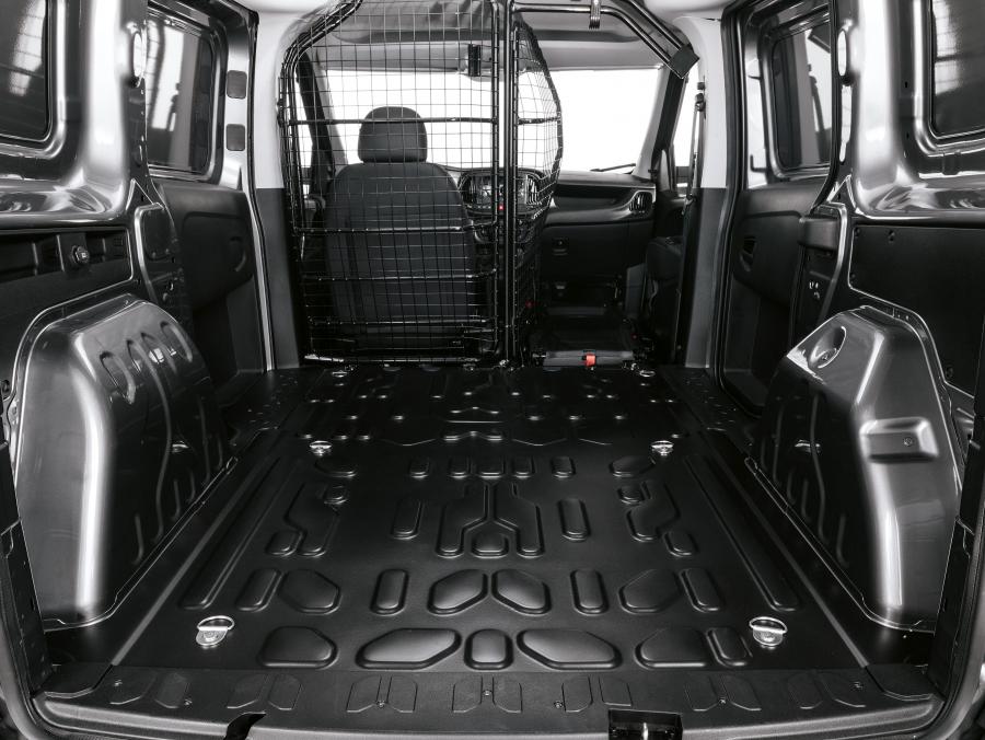 Багажник Fiat Doblo Cargo (263) 2015 года  (фото 18 из 40)